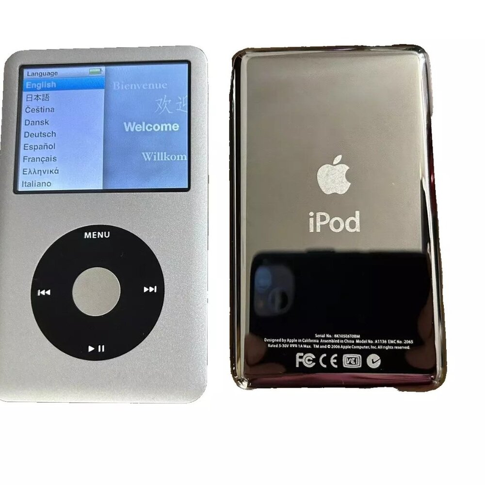 Apple IPOD CLASSIC 7th Generation 160GB MP3 Silver - MINT Condition